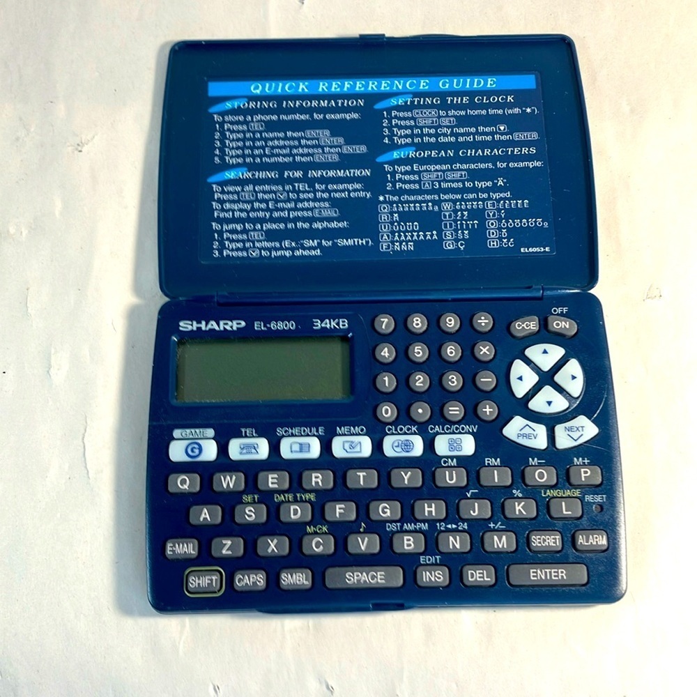 Personal Assistant/Vintage Electronic Organizer from Sharp Model EL-6800 34KB